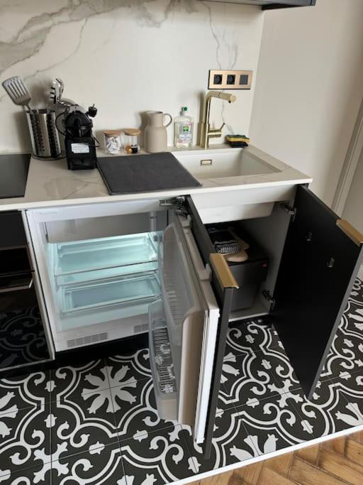 Bel Appartement Climatise En Plein Coeur De Lille Bagian luar foto